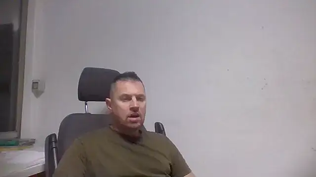 Snapshot of rabyto2 chatting on February 1, 2025, 11:48 pm rabyto2 online show from February 1, 2025, 11:48 pm