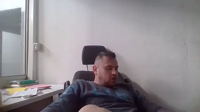 Snapshot of rabyto2 chatting on February 8, 2025, 3:42 pm rabyto2 online show from February 8, 2025, 3:42 pm