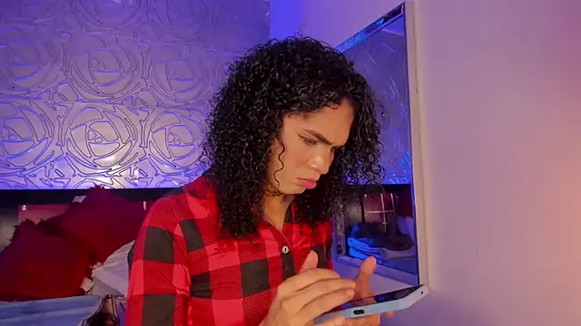 Snapshot of vennus1_ chatting on March 8, 2025, 3:13 pm vennus1 online show from March 8, 2025, 3:13 pm
