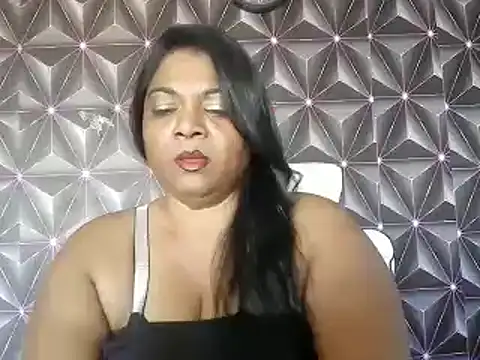 Snapshot of IndianDelia chatting on July 25, 2026, 8:00 am IndianDelia online show from July 25, 2026, 8:00 am