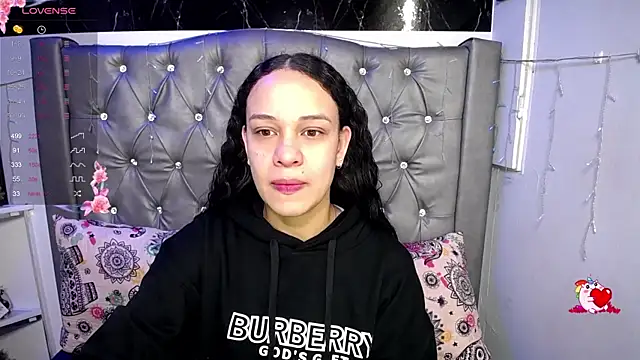 Snapshot of LAILAGUMMY chatting on March 21, 2025, 12:06 pm LAILAGUMMY online show from March 21, 2025, 12:06 pm
