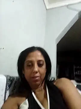 Snapshot of Mahi4luv chatting on April 18, 2026, 10:32 pm Mahi4luv online show from April 18, 2026, 10:32 pm