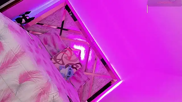 anapuala sexxx online show from September 21, 2025, 10:48 pm