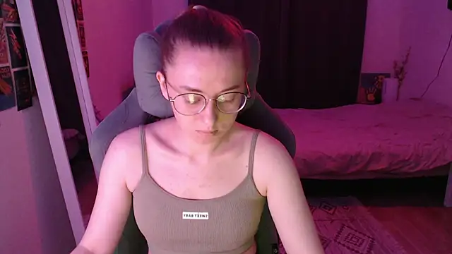 AnabelFrel online show from April 23, 2026, 12:17 am