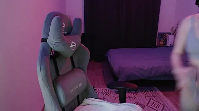 AnabelFrel online show from February 19, 2026, 1:13 am