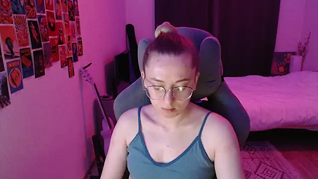 AnabelFrel online show from March 26, 2026, 12:09 am