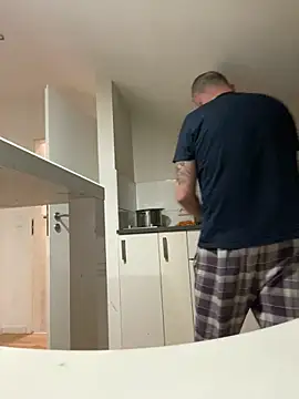 Vlad200472 online show from February 25, 2025, 1:30 am