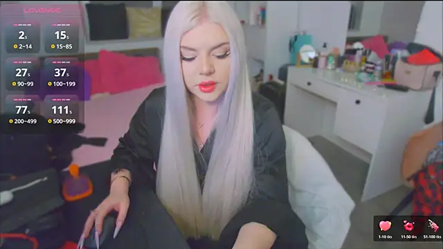 ParadiseRose online show from April 29, 2026, 2:49 am