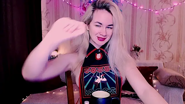 xxxcharismaaa online show from April 20, 2026, 6:27 am