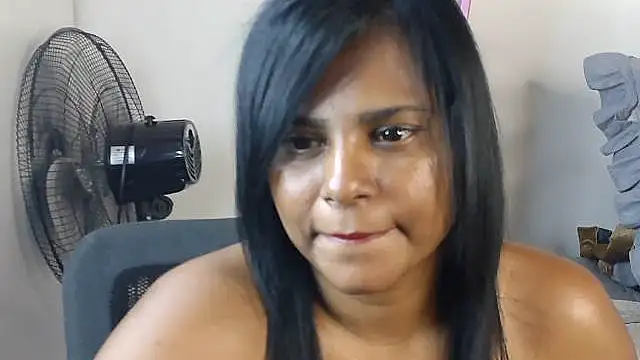 Snapshot of sunshinelady_ chatting on October 22, 2025, 9:42 am sunshinelady online show from October 22, 2025, 9:42 am