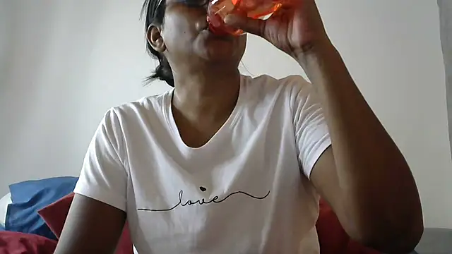 Snapshot of sunshinelady_ chatting on January 19, 2025, 3:10 pm sunshinelady online show from January 19, 2025, 3:10 pm