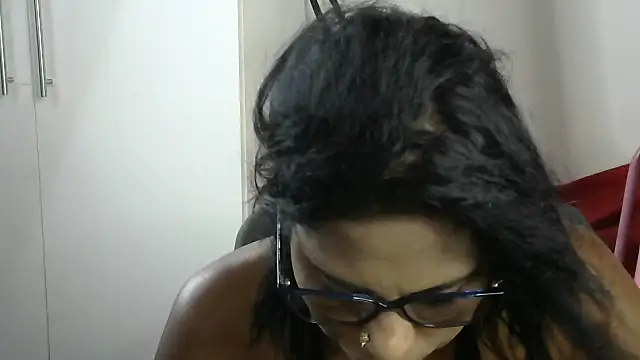 Snapshot of sunshinelady_ chatting on January 15, 2025, 9:35 am sunshinelady online show from January 15, 2025, 9:35 am