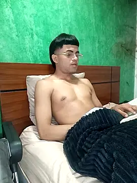 pinedasex777 online show from October 12, 2025, 11:33 am