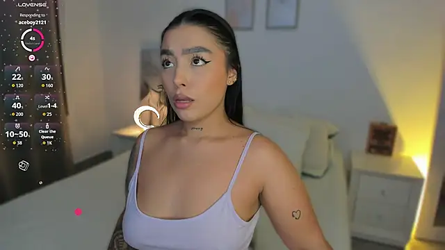 Snapshot of shantall_vidales_ chatting on June 17, 2026, 6:13 am shantall vidales online show from June 17, 2026, 6:13 am