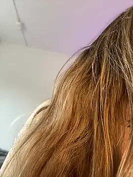 Snapshot of chloetease chatting on January 3, 2025, 3:12 pm chloetease online show from January 3, 2025, 3:12 pm