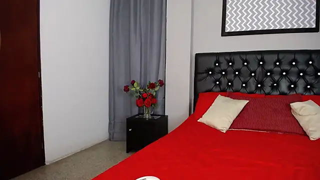 Snapshot of loveyouzahara2020 chatting on November 20, 2025, 11:14 pm loveyouzahara2020 online show from November 20, 2025, 11:14 pm