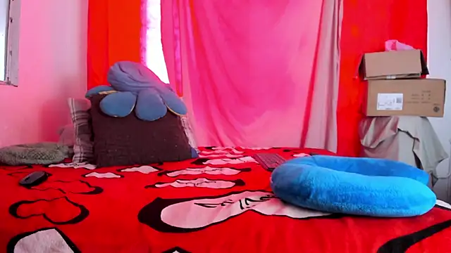 BlowMommy  online show from November 7, 2025, 11:37 am