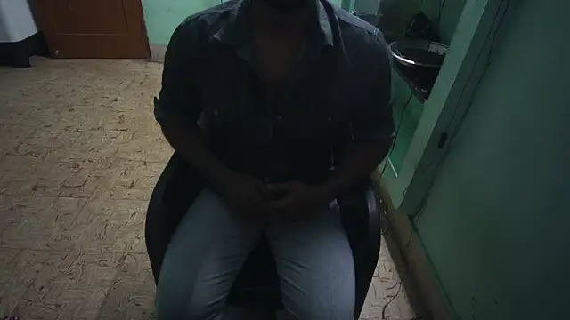 Snapshot of Tamil_KD chatting on October 17, 2025, 4:49 am Tamil KD online show from October 17, 2025, 4:49 am
