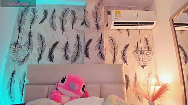 Vivi prinncess online show from February 18, 2026, 10:50 pm