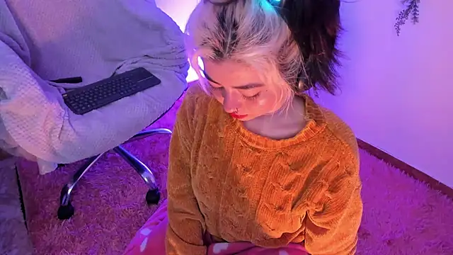 Snapshot of Sammysammy_ chatting on January 27, 2025, 3:04 am Sammysammy online show from January 27, 2025, 3:04 am