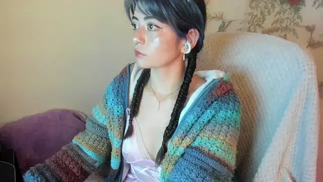 Snapshot of Sammysammy_ chatting on December 16, 2025, 9:35 am Sammysammy online show from December 16, 2025, 9:35 am