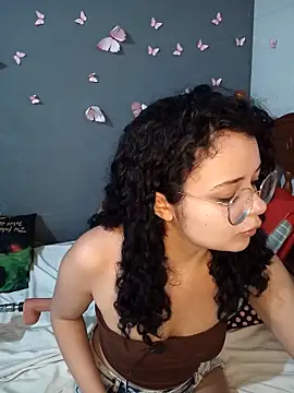 NinaSweet2 online show from November 14, 2025, 4:16 am