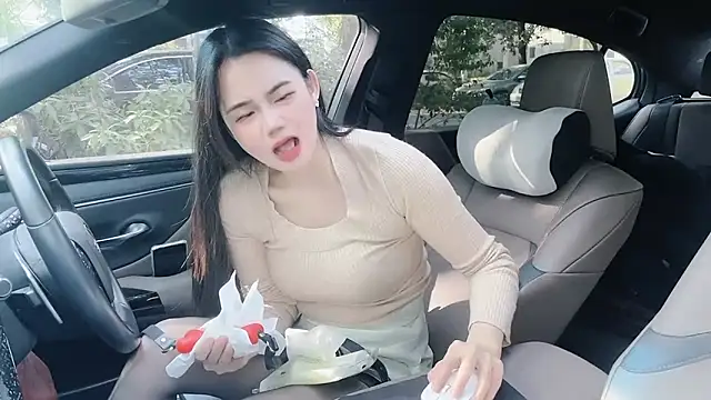 orla2021 online show from January 6, 2025, 6:47 am