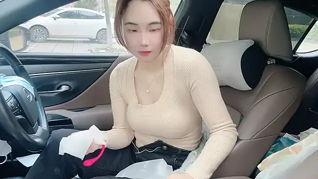 orla2021 online show from April 12, 2026, 11:19 pm