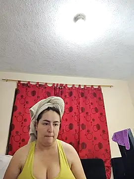 Snapshot of rosahills chatting on September 10, 2025, 1:37 am rosahills online show from September 10, 2025, 1:37 am