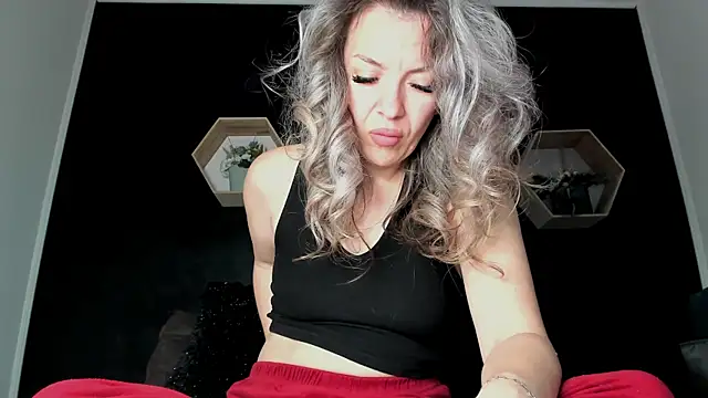 Alesys69 online show from May 20, 2026, 8:17 pm