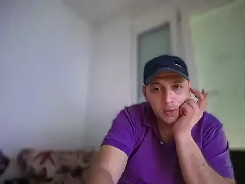 Flakka95 online show from May 18, 2026, 4:01 pm