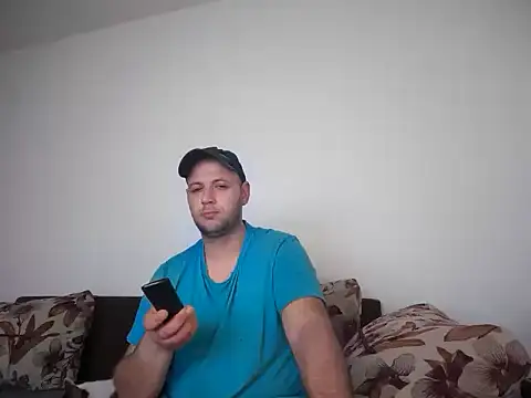 Flakka95 online show from April 14, 2026, 8:52 am