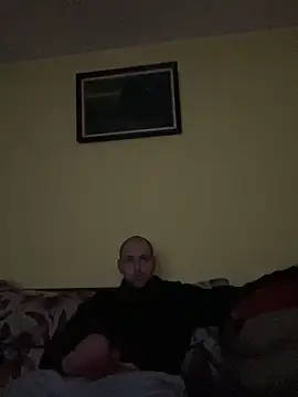 Snapshot of Flakka95 chatting on December 30, 2024, 4:09 am Flakka95 online show from December 30, 2024, 4:09 am