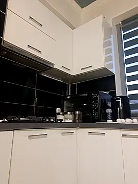 Snapshot of charrlote_love chatting on November 26, 2025, 2:39 pm charrlote love online show from November 26, 2025, 2:39 pm