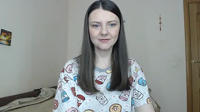 Snapshot of SugarTati chatting on June 10, 2026, 7:48 pm SugarTati online show from June 10, 2026, 7:48 pm