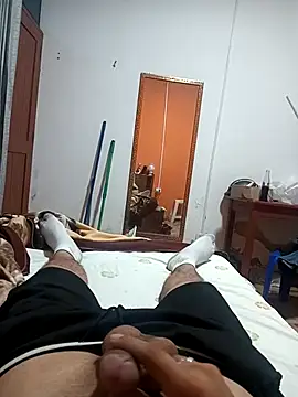 Snapshot of Lubraes chatting on October 31, 2025, 3:58 am Lubraes online show from October 31, 2025, 3:58 am