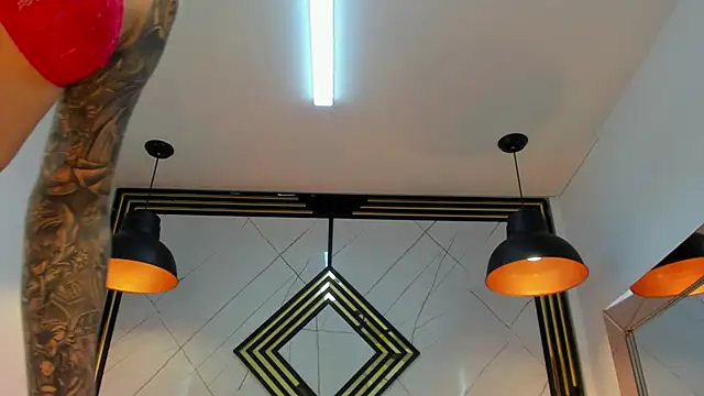 Leisygirl online show from April 11, 2026, 3:03 am