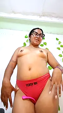 shayna all online show from November 28, 2025, 7:36 pm