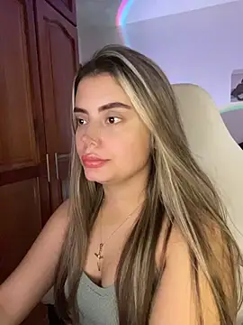 Miss valeriaa online show from July 6, 2026, 1:29 pm