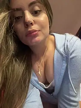 Miss valeriaa online show from October 20, 2025, 9:04 pm