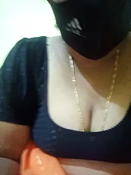 Snapshot of teddy-143 chatting on September 28, 2025, 6:15 pm teddy-143 online show from September 28, 2025, 6:15 pm