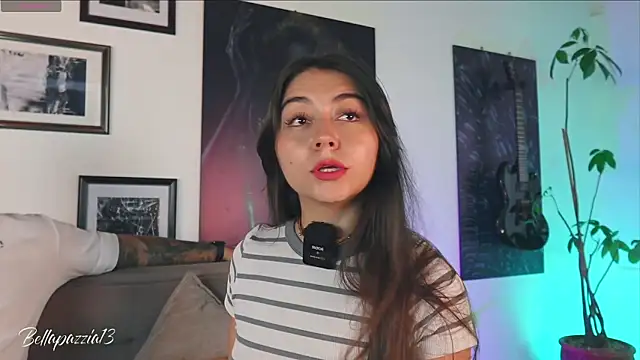 Bellapazzia online show from April 13, 2026, 4:55 pm