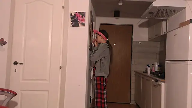 simyhvn online show from February 6, 2026, 8:10 am