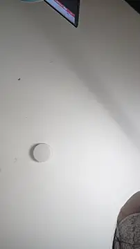 dannaparker online show from September 28, 2025, 5:03 am