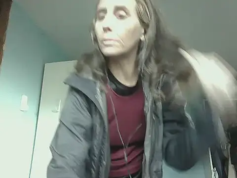 SexyRach75 online show from November 19, 2025, 4:07 pm