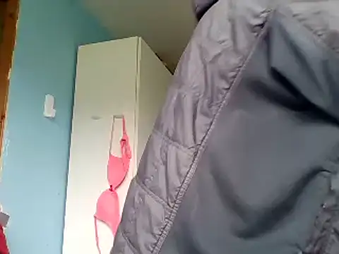 SexyRach75 online show from June 8, 2026, 3:01 pm