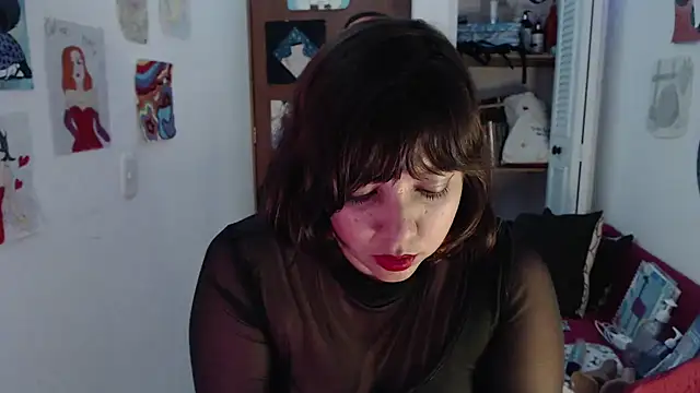 soynanabela28 online show from November 5, 2025, 11:52 pm