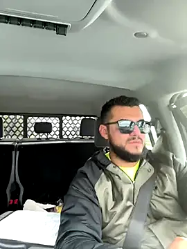 Ozzy420  online show from November 19, 2025, 9:26 pm