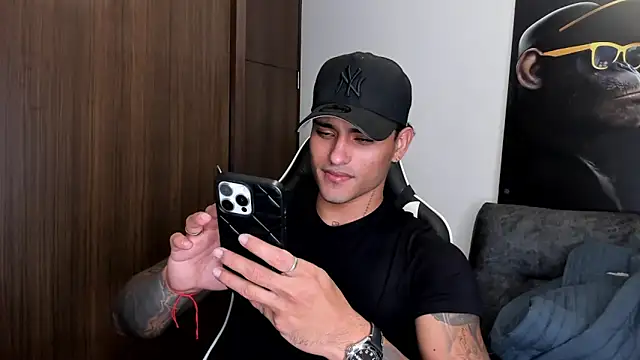 Alessandro Vanni online show from March 19, 2025, 7:40 am