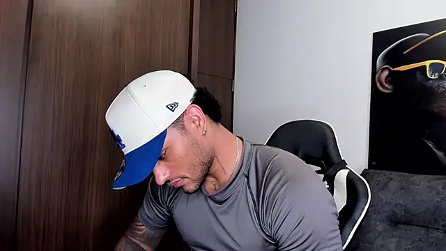 Alessandro Vanni online show from March 12, 2025, 3:13 am